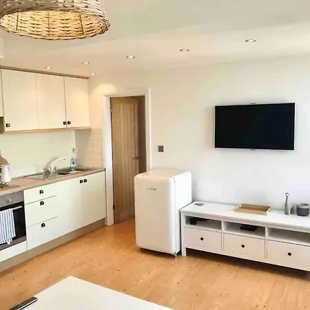 Sea La Vie Tenby Lovely 1 Bed Flat - Sea Views Exterior photo